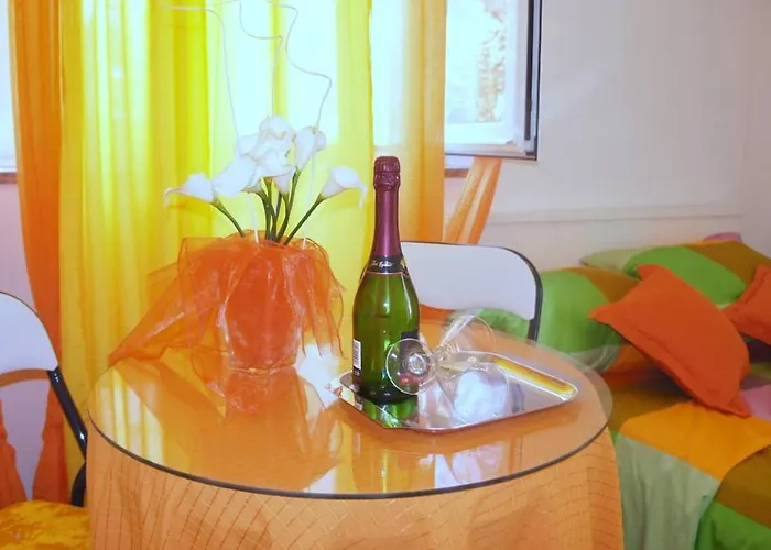 Iva New With Private Bathroom 3*
