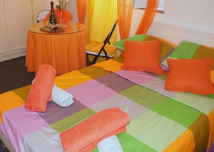 Iva New With Private Bathroom Гостевой дом
